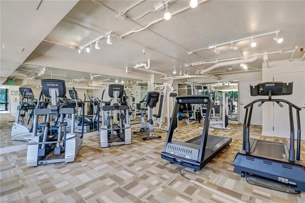 4751 Gulf Shore BLVD N # 702