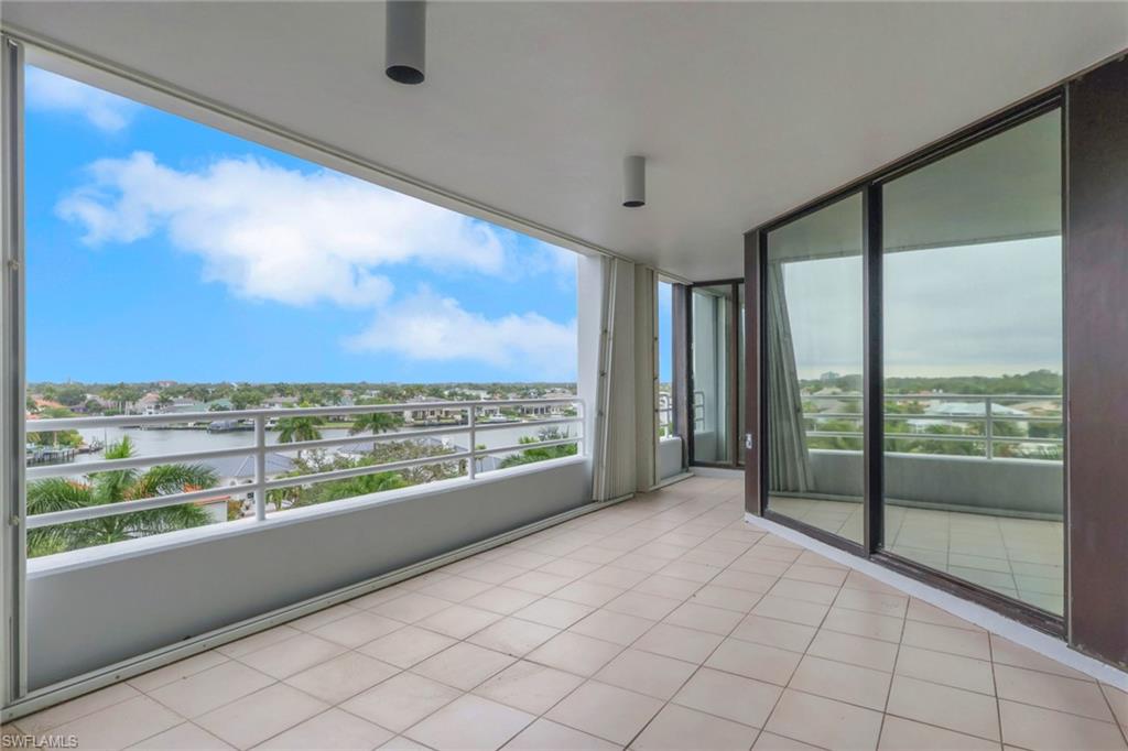 4751 Gulf Shore BLVD N # 702