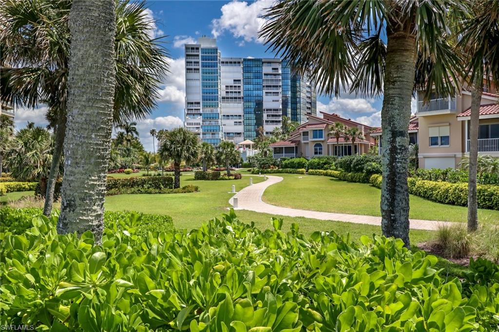 4751 Gulf Shore BLVD N # 702