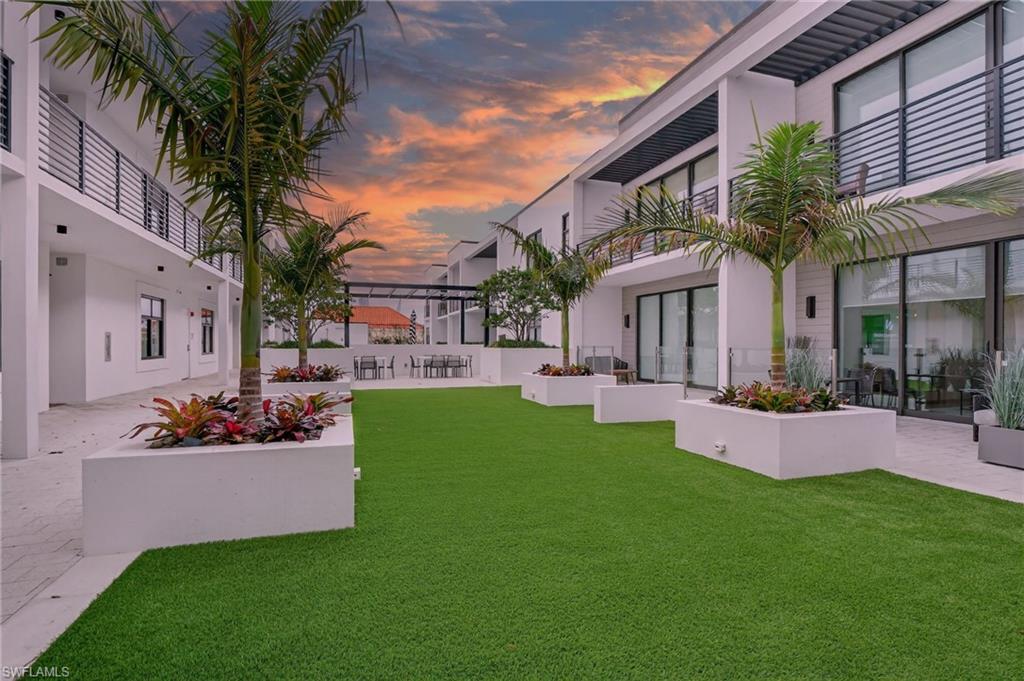 850 Central AVE # 208