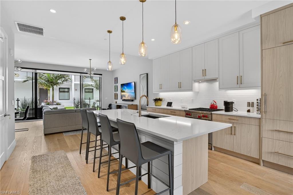 850 Central AVE # 208