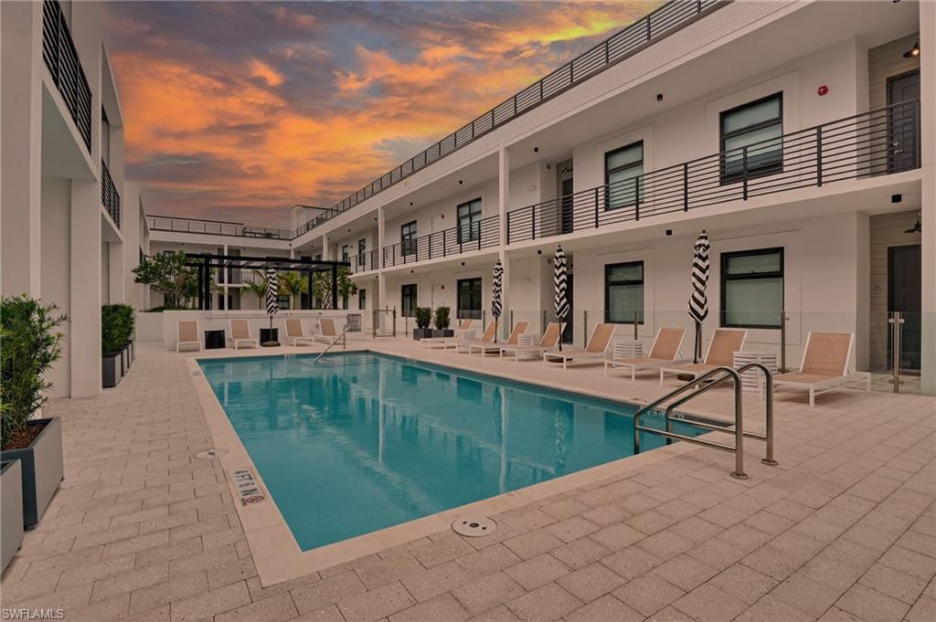 850 Central AVE # 208