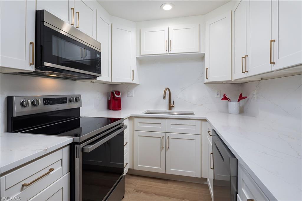 1595 Curlew AVE # 4