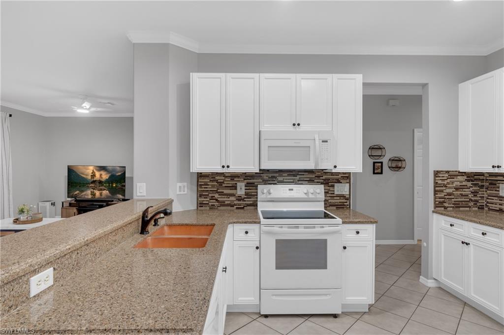 11239 Lakeland CIR