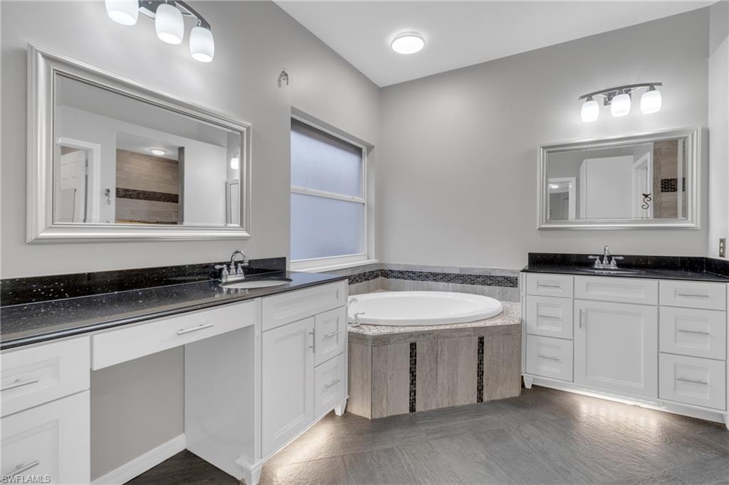 11239 Lakeland CIR
