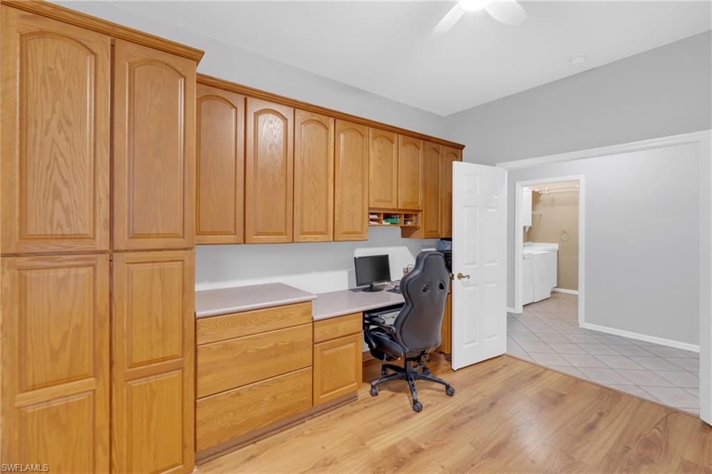 11239 Lakeland CIR