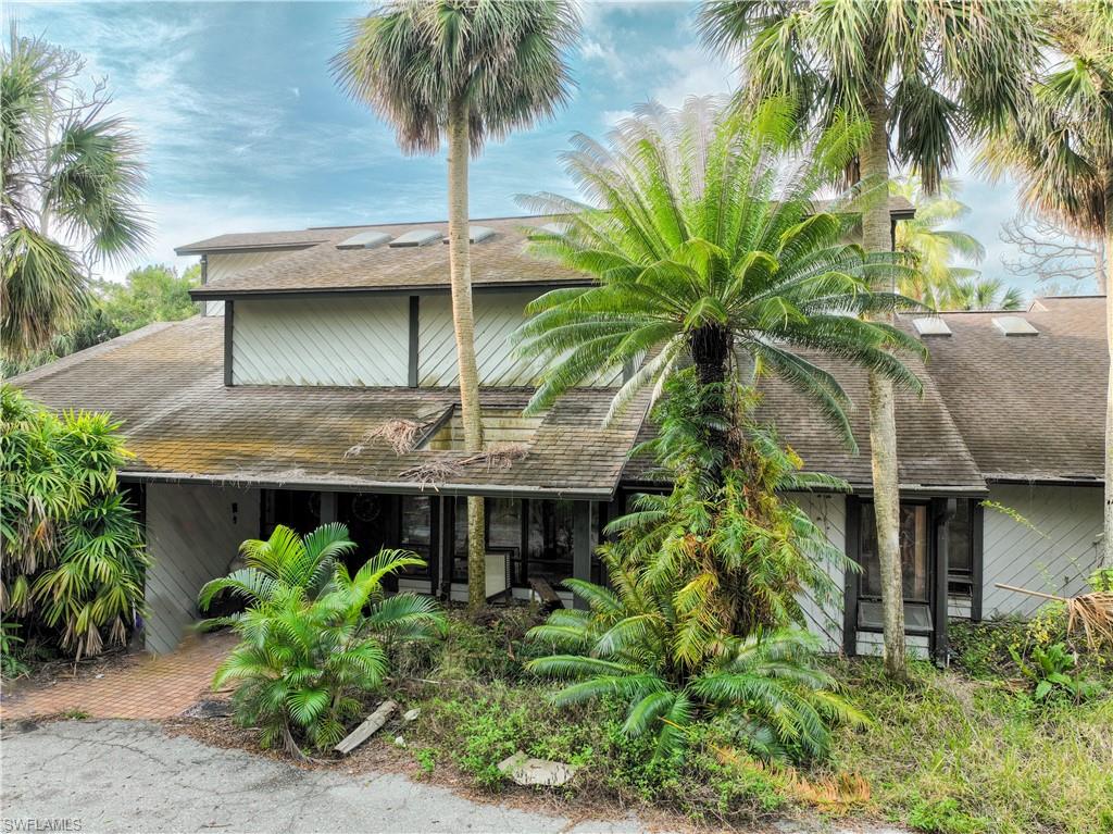 3600 Heritage LN