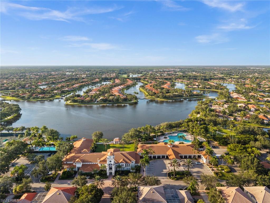 6072 Towncenter CIR