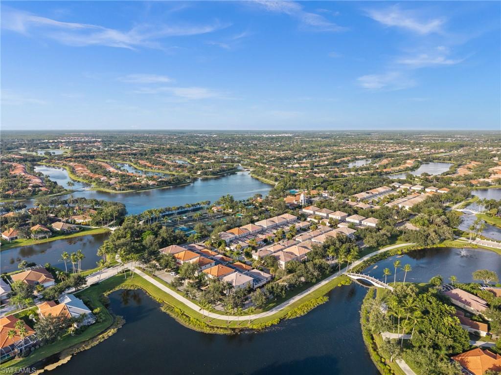 6072 Towncenter CIR