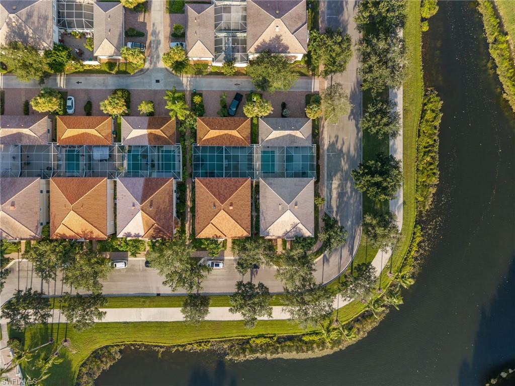 6072 Towncenter CIR