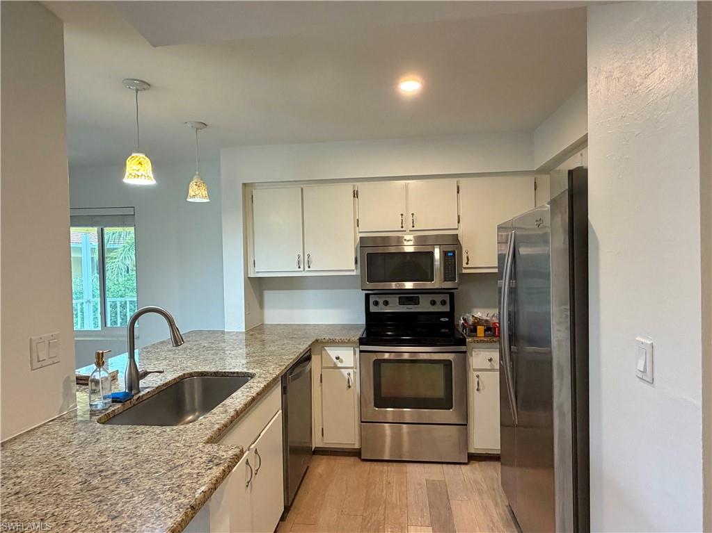 1001 Foxfire LN # 301