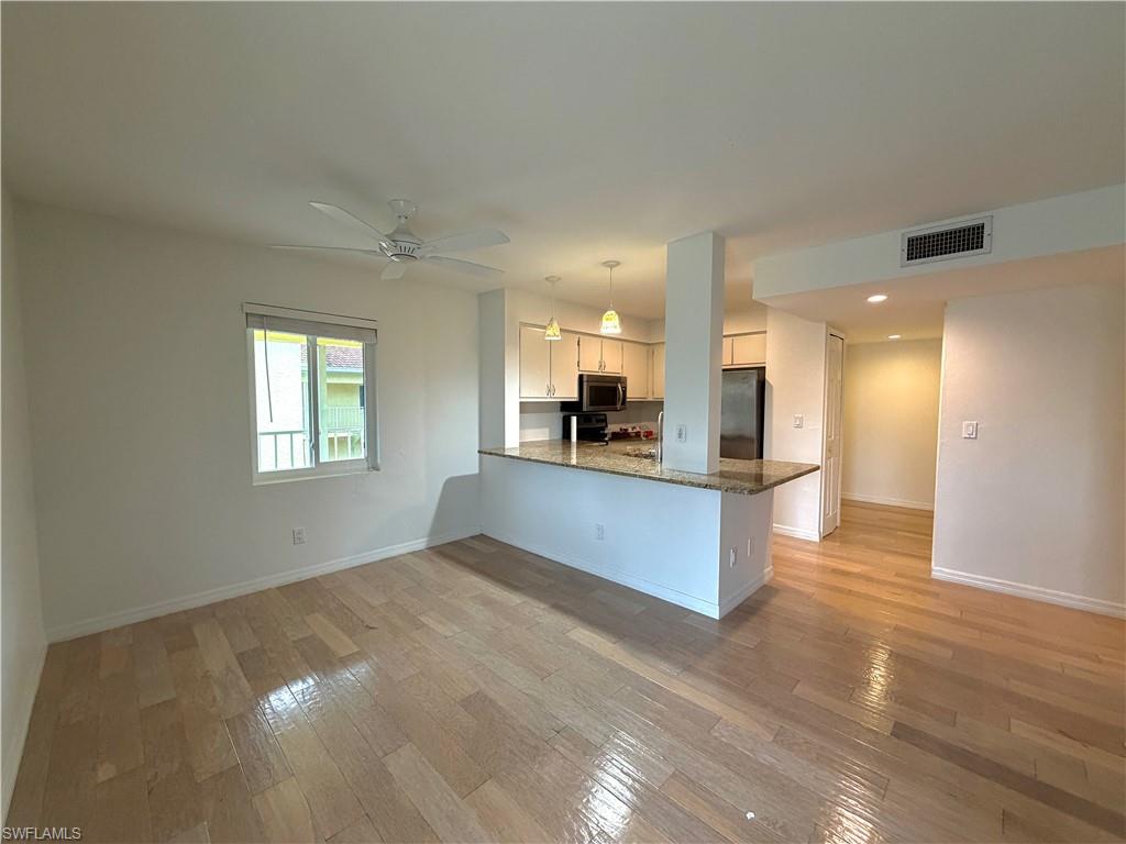 1001 Foxfire LN # 301