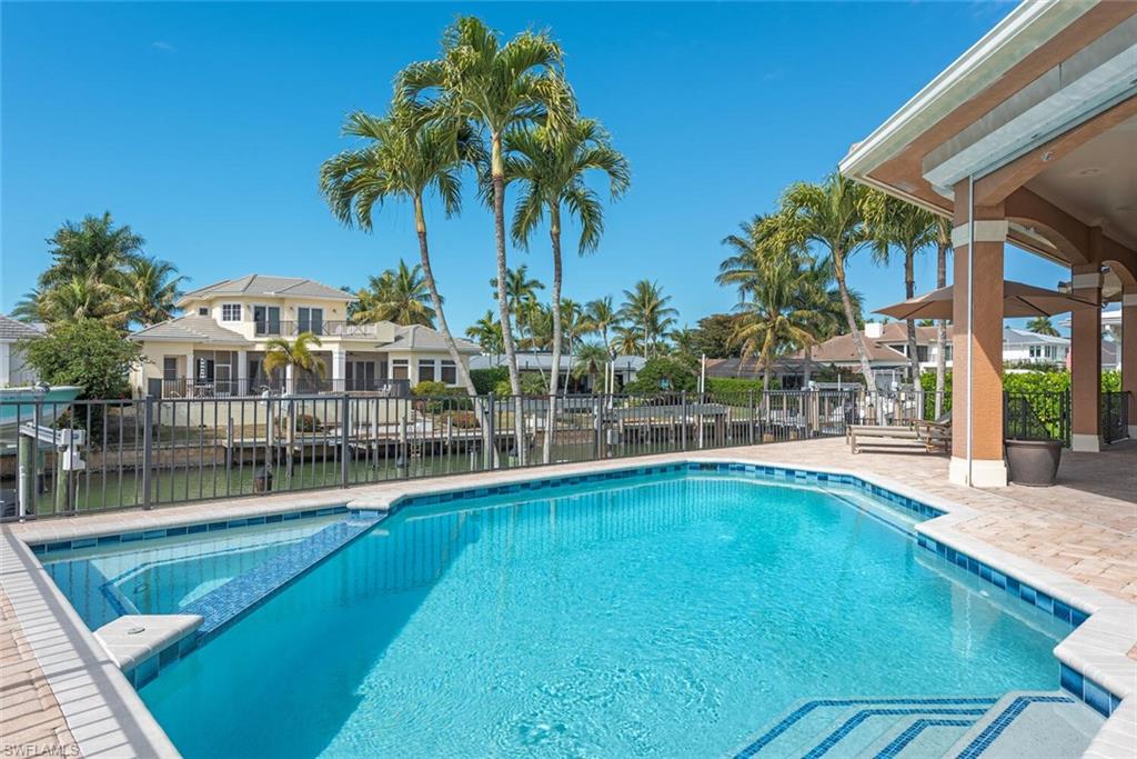 2360 SNOOK DR