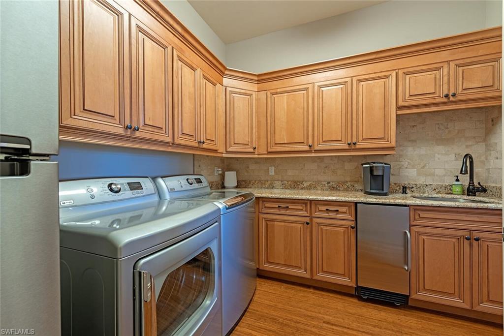 2360 SNOOK DR