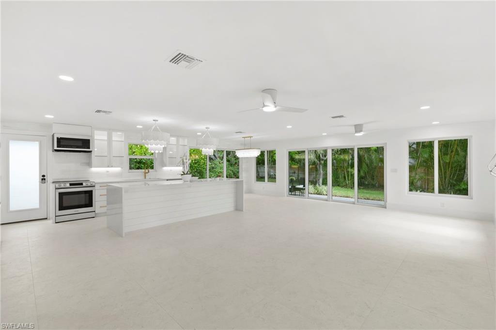 17 Knights Bridge RD