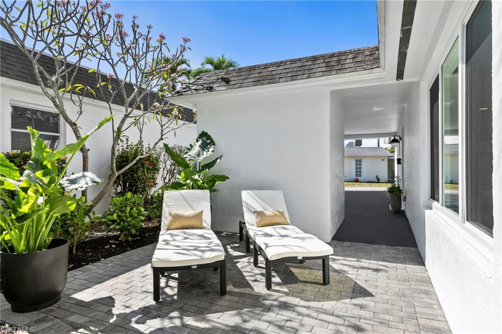 17 Knights Bridge RD