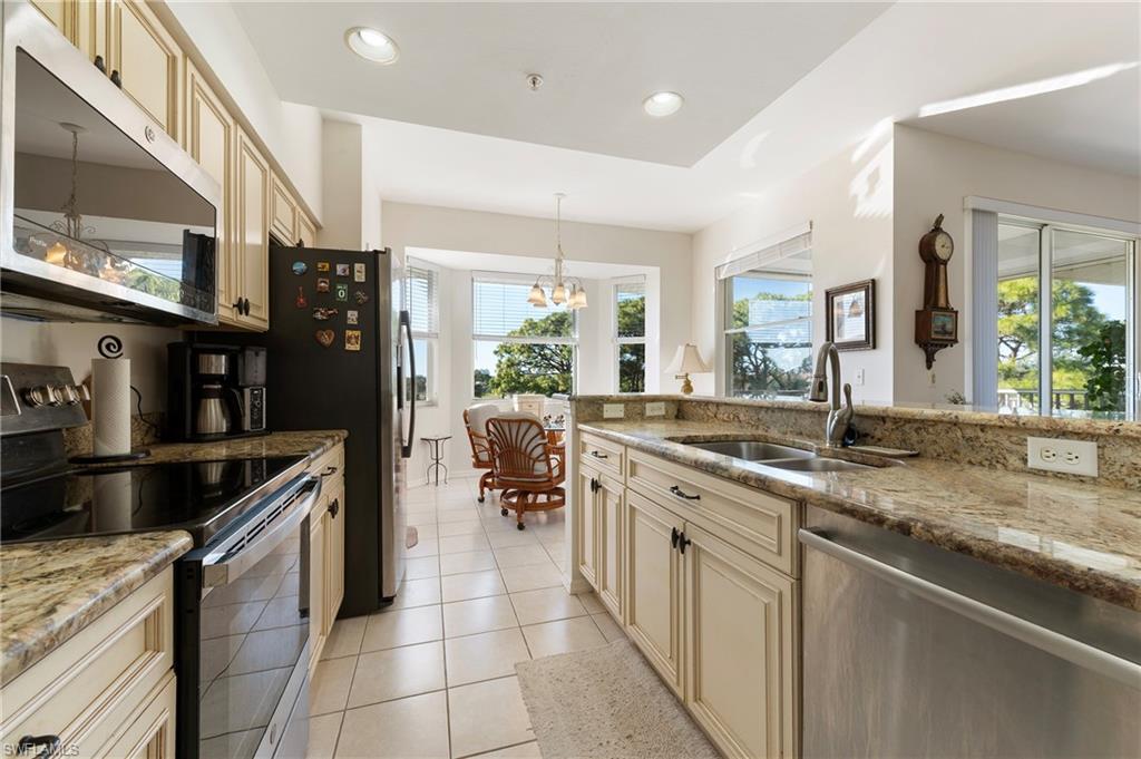 9350 Highland Woods BLVD # 4405