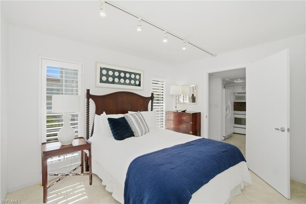 53 High Point CIR W # 212