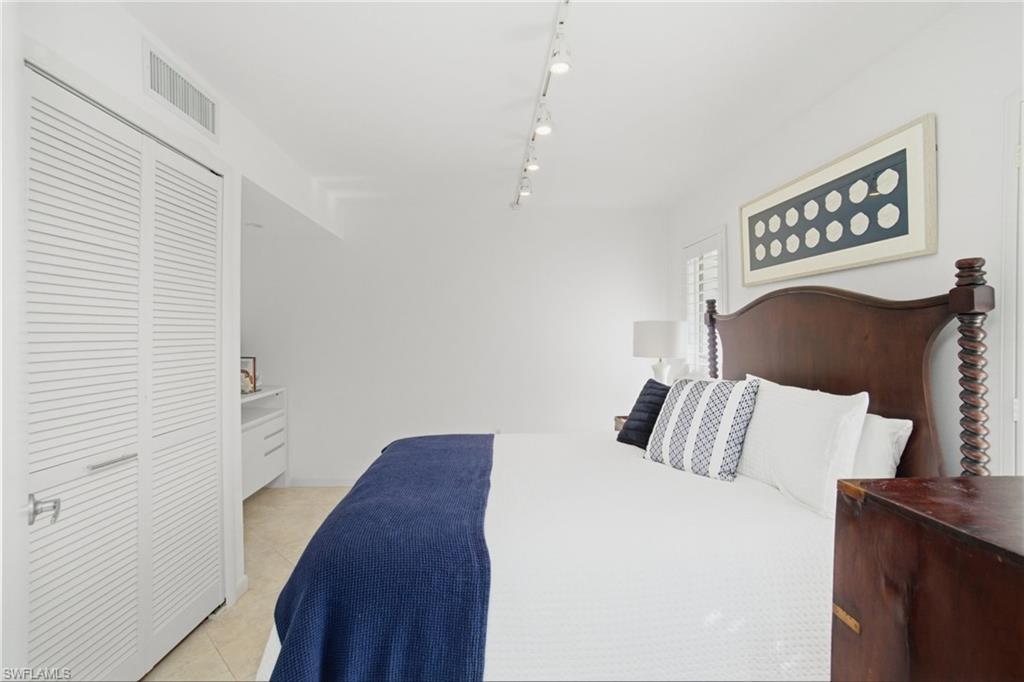 53 High Point CIR W # 212
