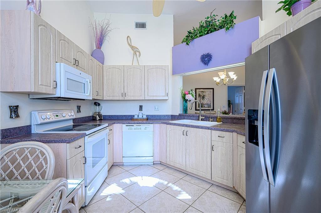 613 Beachwalk CIR J203