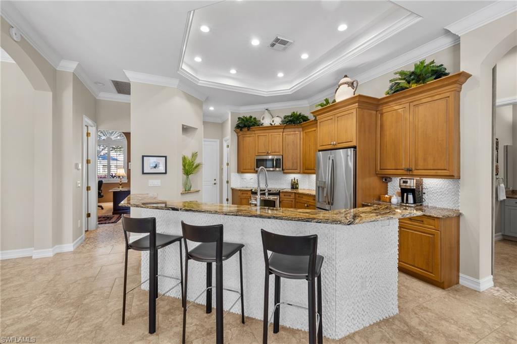 347 Saddlebrook LN
