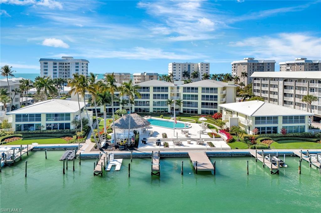 2850 Gulf Shore BLVD N # 201