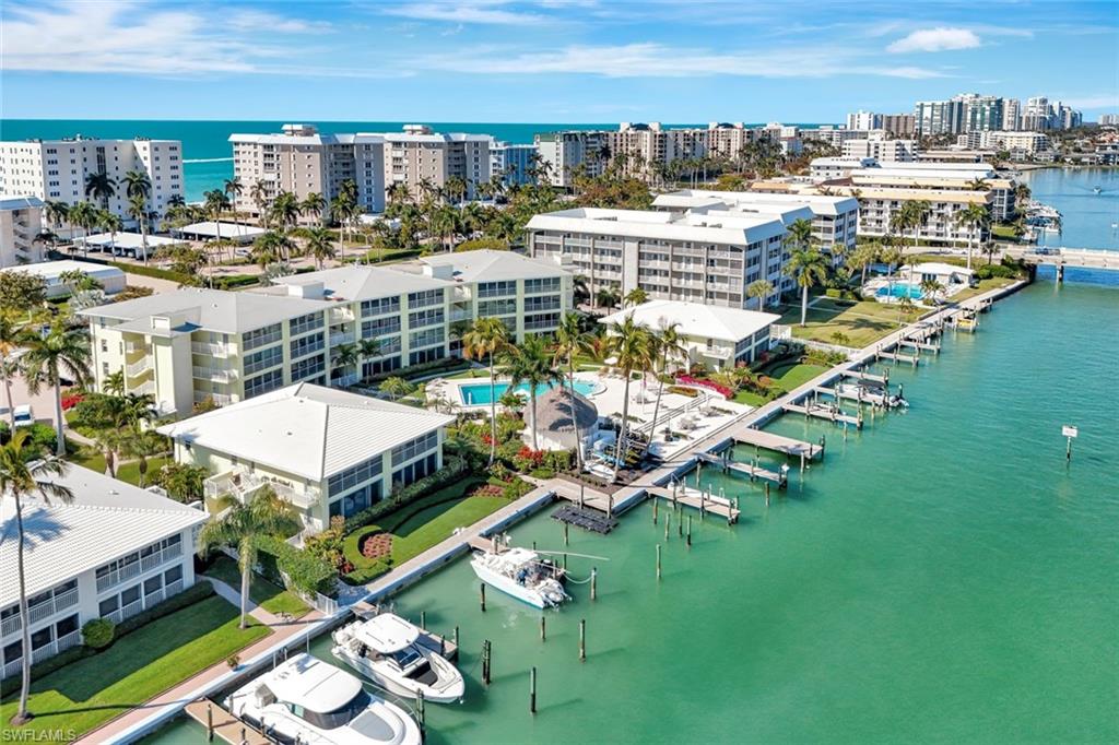 2850 Gulf Shore BLVD N # 201