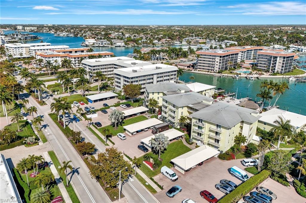 2850 Gulf Shore BLVD N # 201