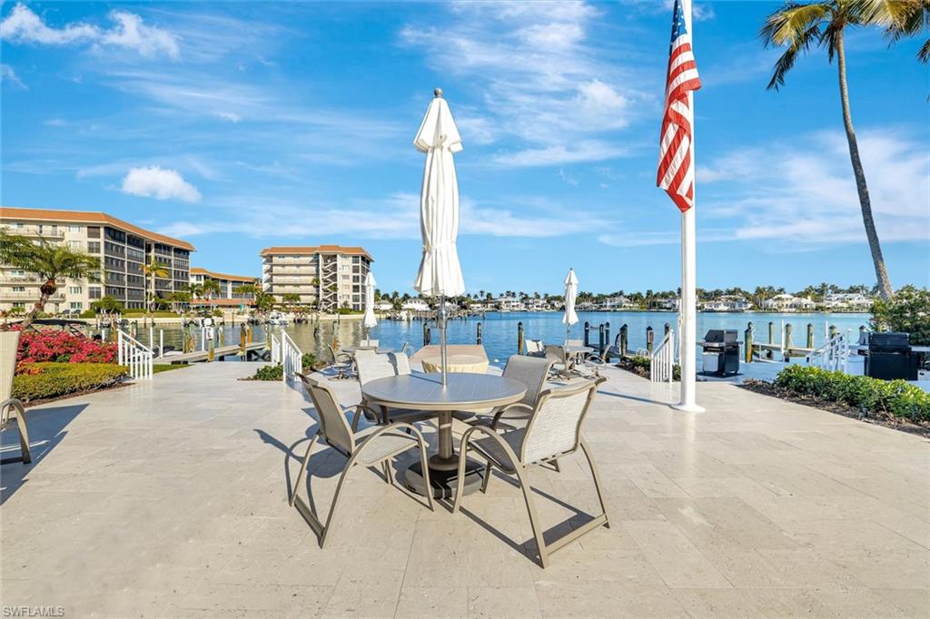 2850 Gulf Shore BLVD N # 201
