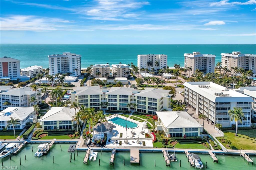 2850 Gulf Shore BLVD N # 201