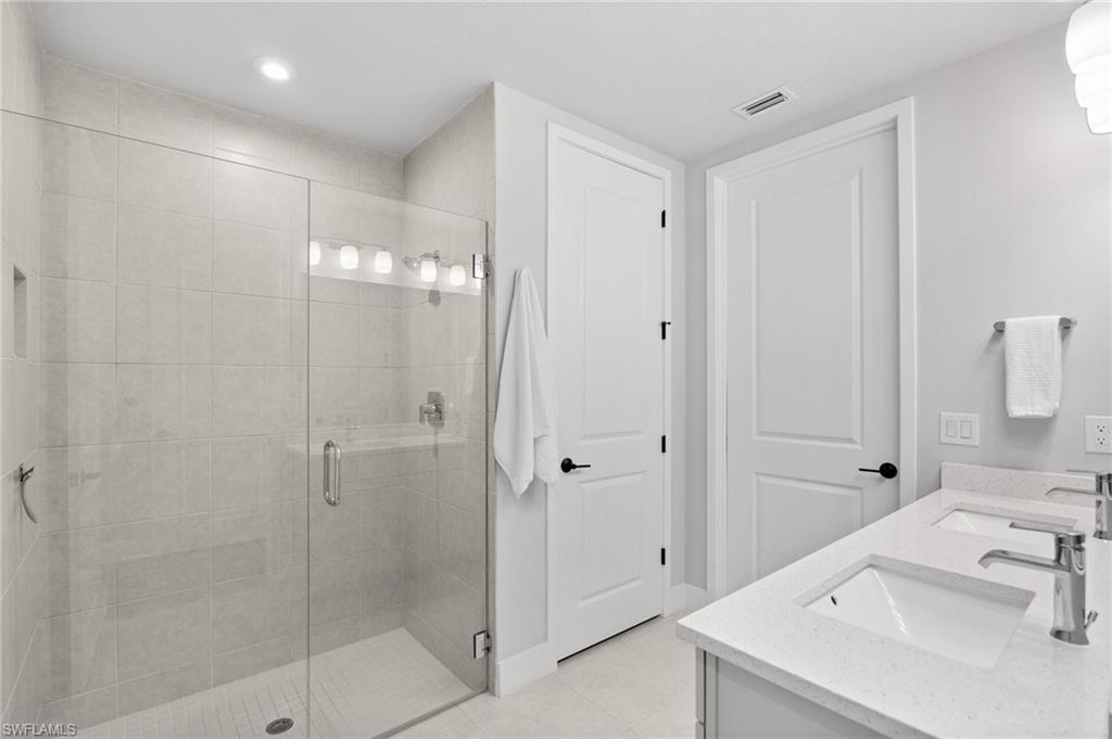 4705 Arboretum CIR # 42