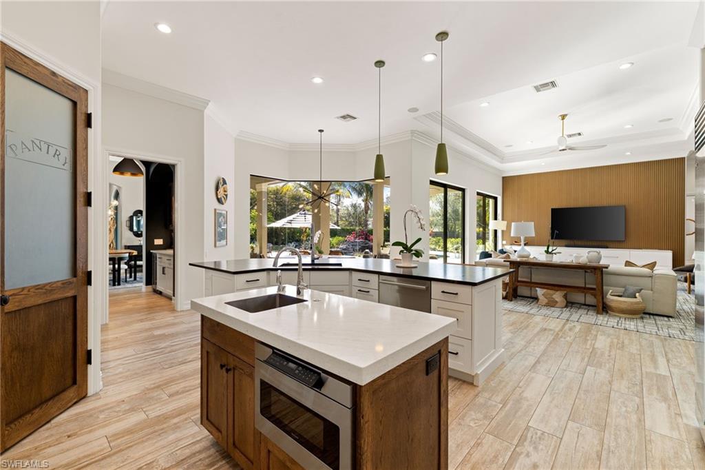 6610 Sable Ridge LN