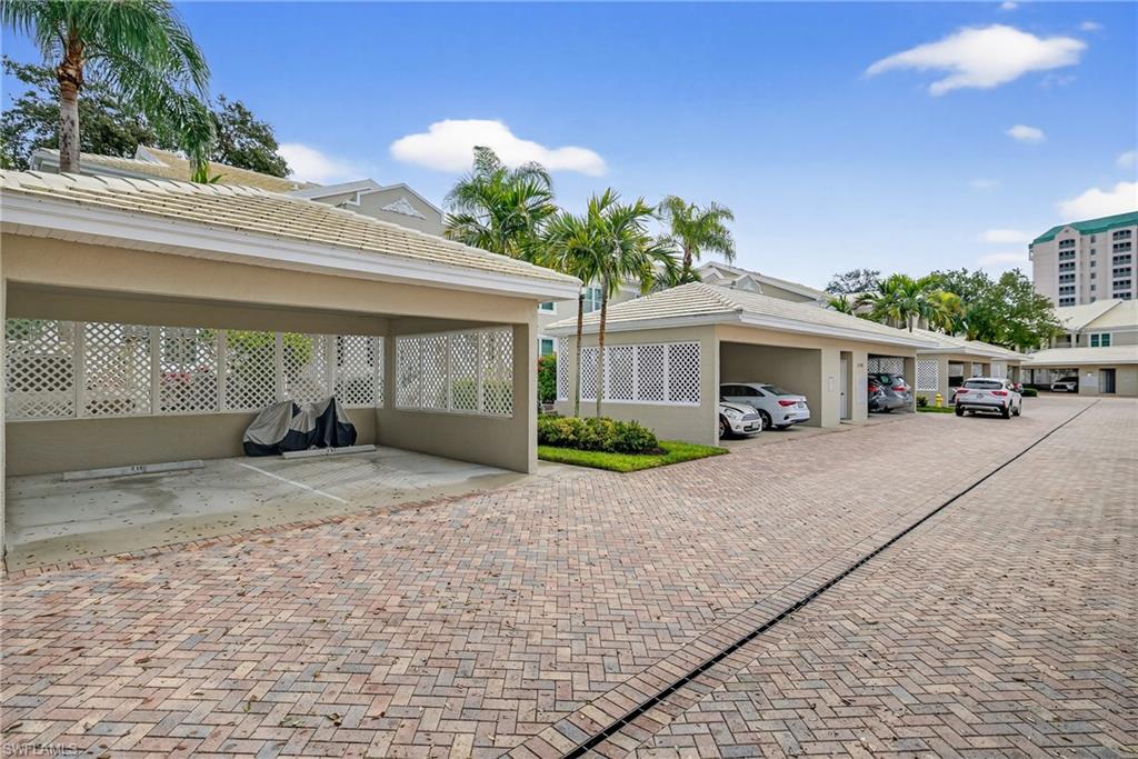 5899 Chanteclair DR # 211