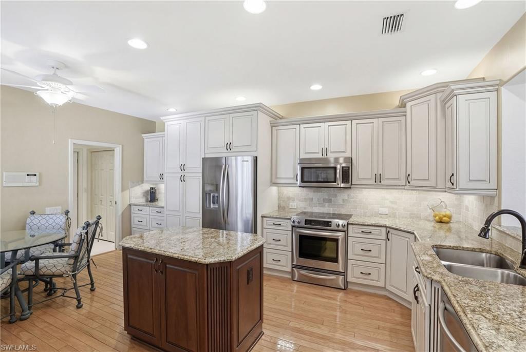 483 Palo Verde DR