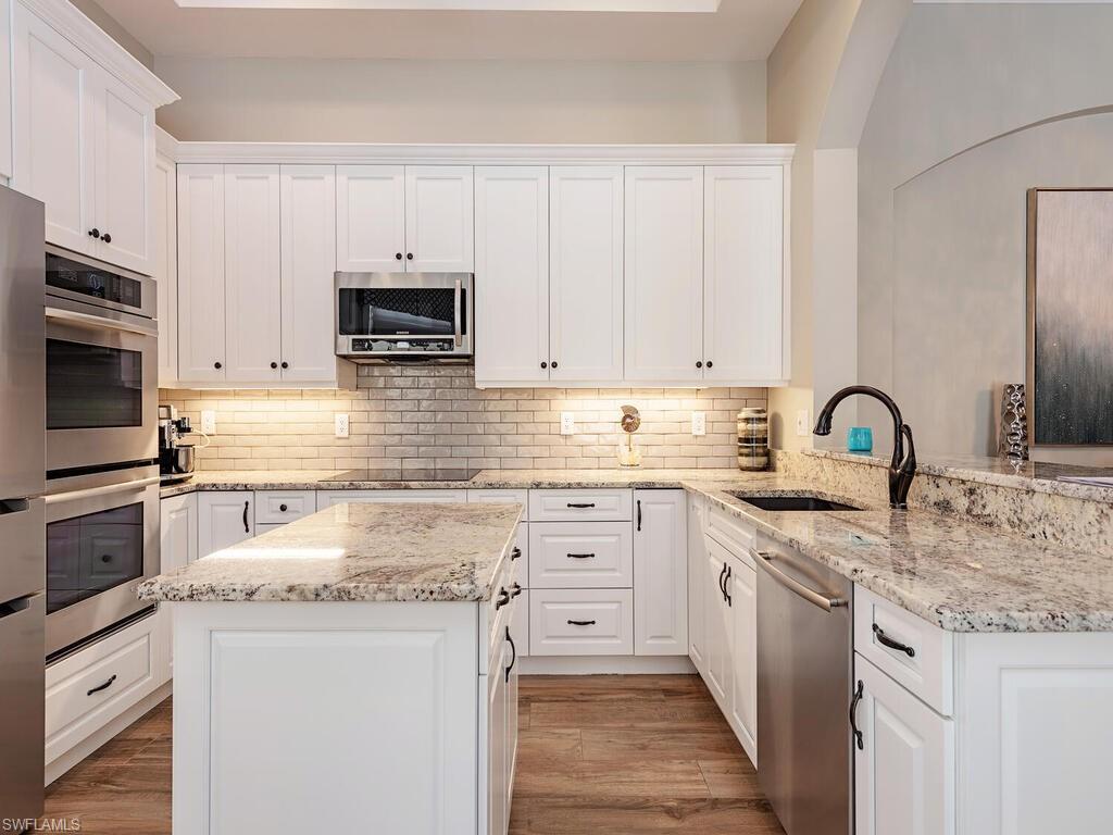 3613 Olde Cottage LN