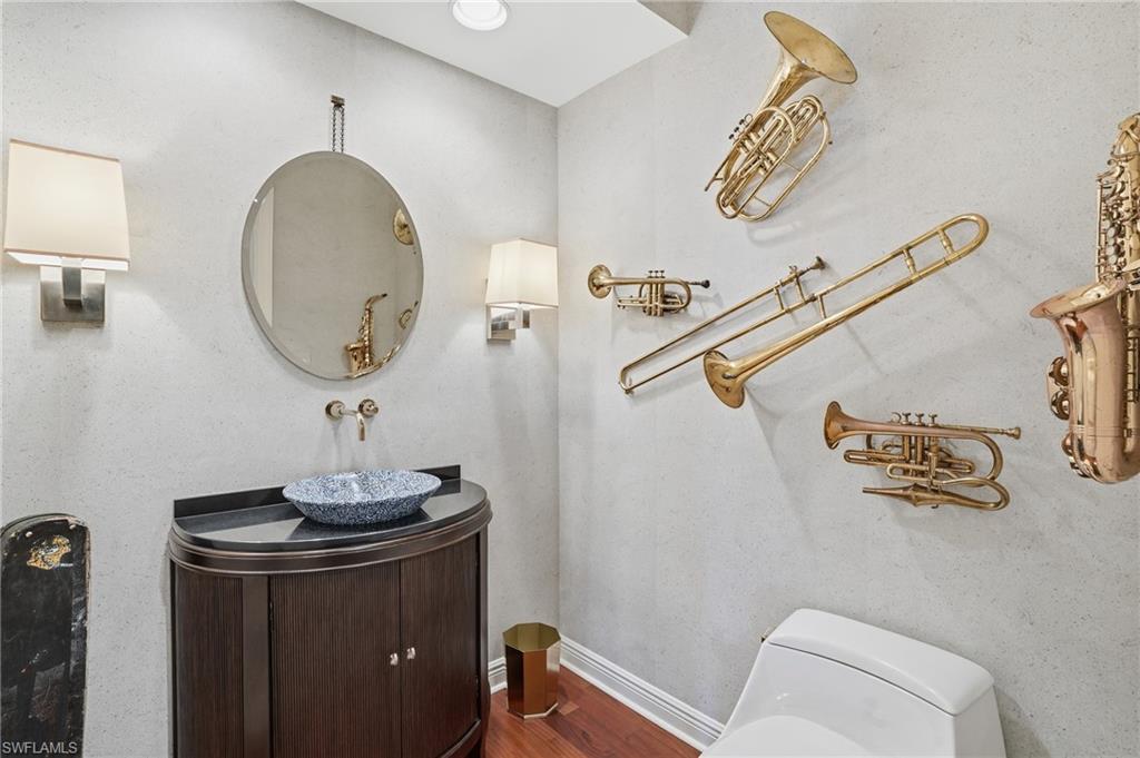 5051 Pelican Colony BLVD # 301