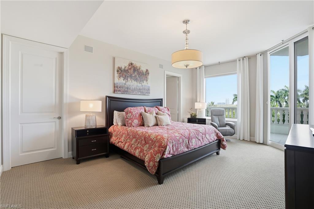 5051 Pelican Colony BLVD # 301