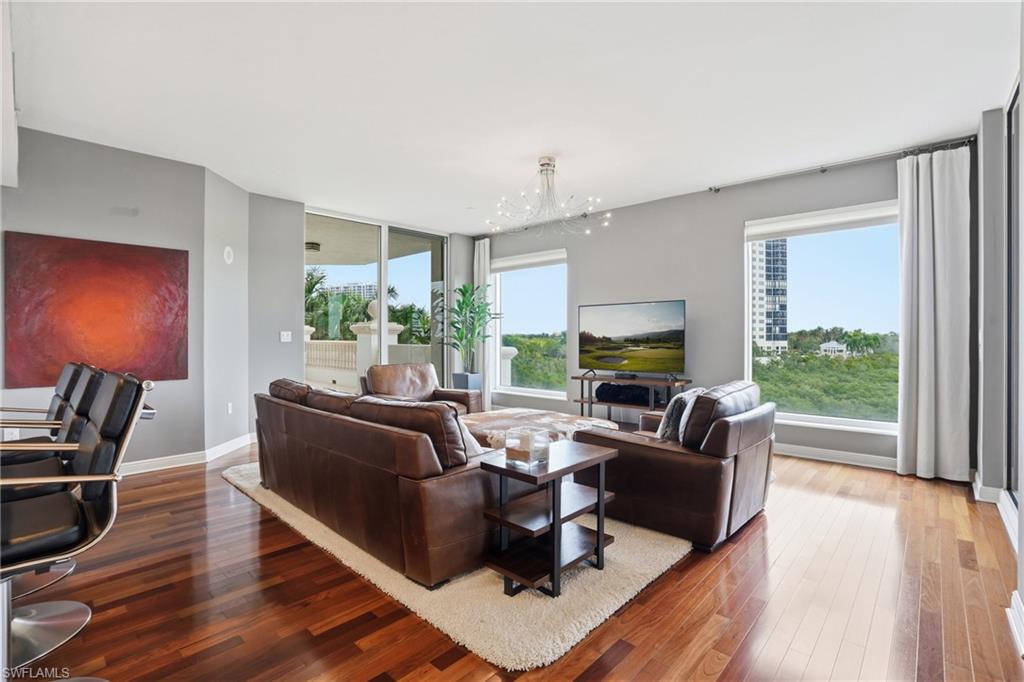 5051 Pelican Colony BLVD # 301