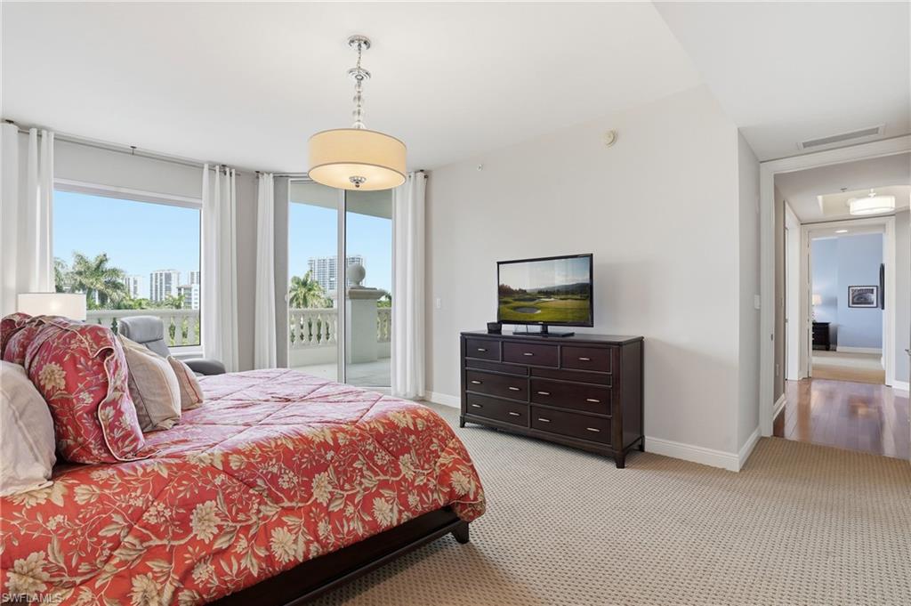 5051 Pelican Colony BLVD # 301