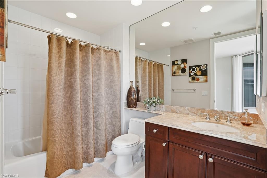 5051 Pelican Colony BLVD # 301