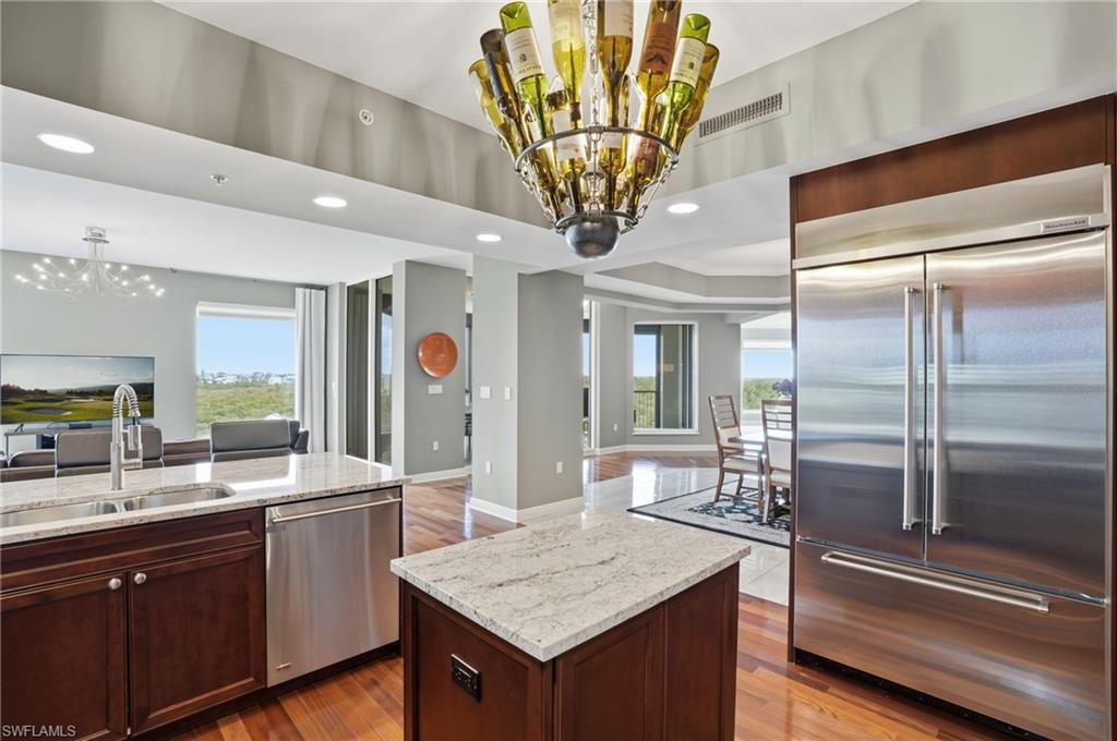 5051 Pelican Colony BLVD # 301