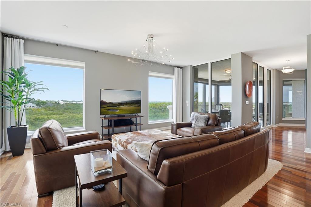 5051 Pelican Colony BLVD # 301