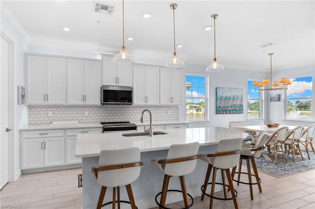 4620 Arboretum CIR 201