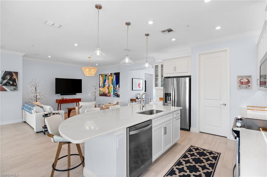 4620 Arboretum CIR 201