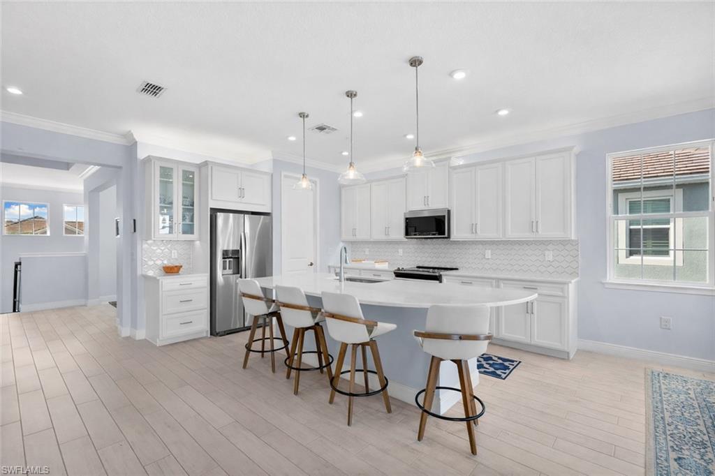 4620 Arboretum CIR 201