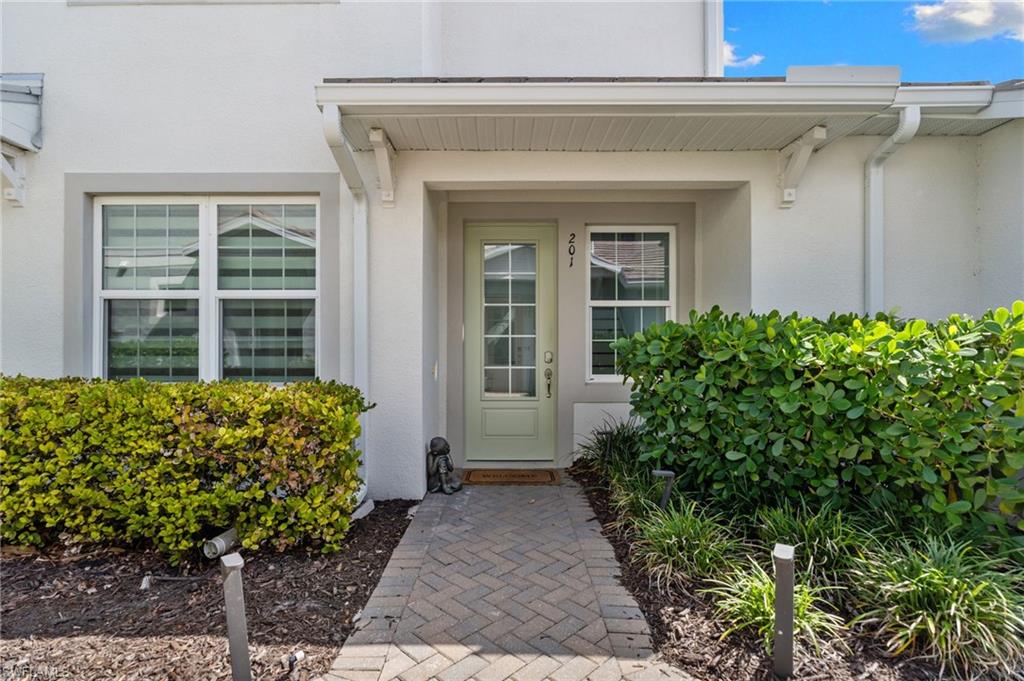 4620 Arboretum CIR 201