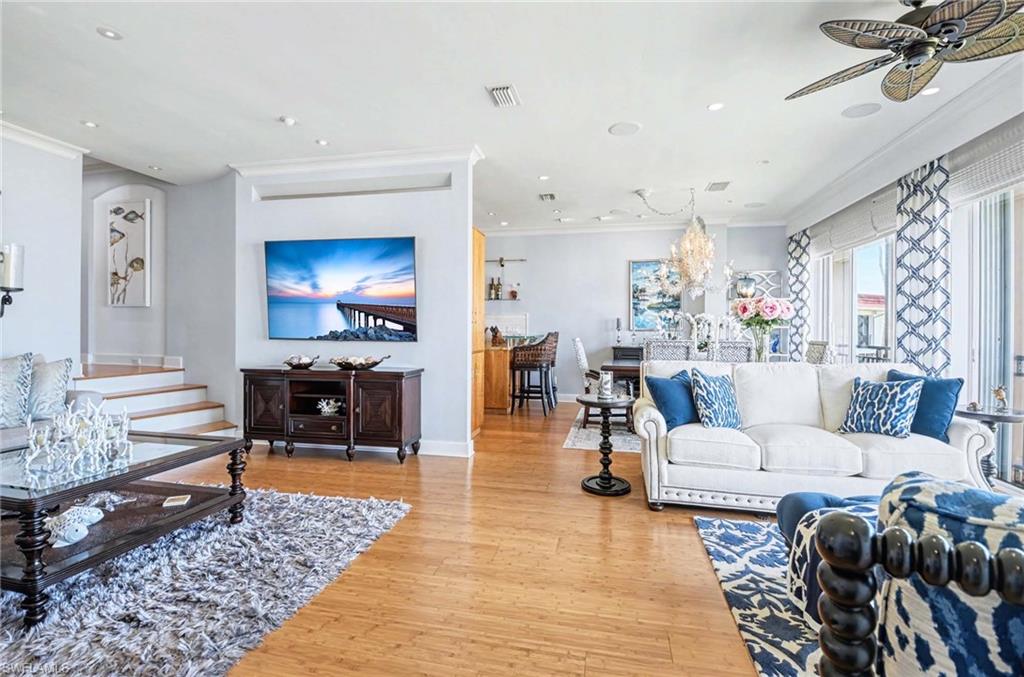 2206 Gulf Shore BLVD N # 2 Unit: G-2