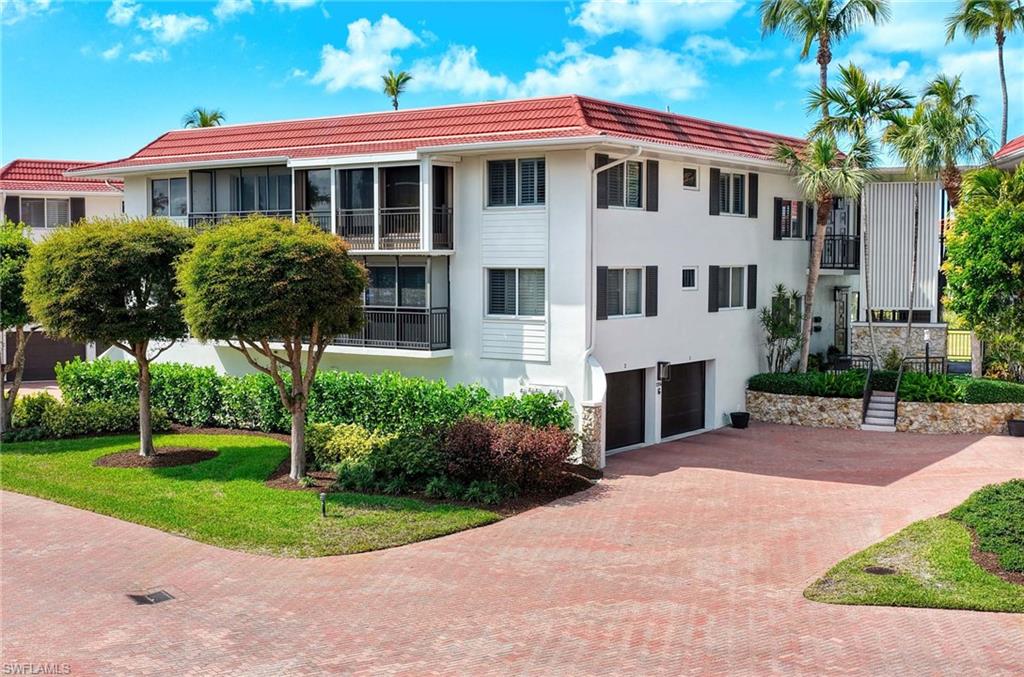 2206 Gulf Shore BLVD N # 2 Unit: G-2