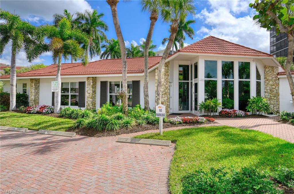 2206 Gulf Shore BLVD N # 2 Unit: G-2