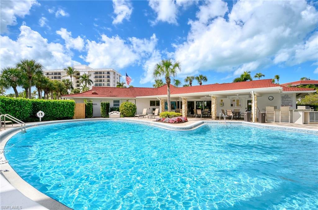 2206 Gulf Shore BLVD N # 2 Unit: G-2